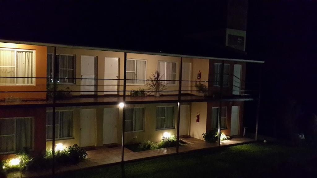 Las Lomas Suites & Spa Chascomus Exterior photo
